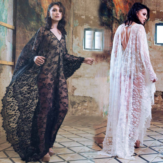 Women Fashion Photoshoot - Długa, luźna sukienka z koronką dla