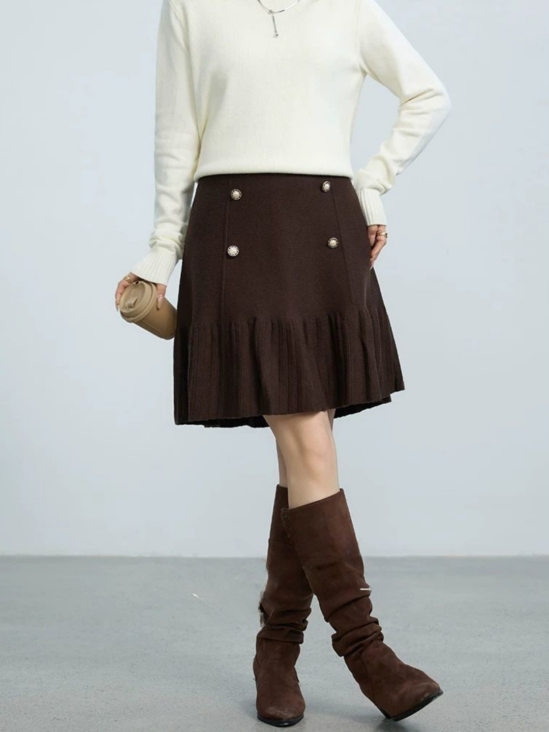Women Fashion Over The Years - Spódnica w kształcie litery A, o
